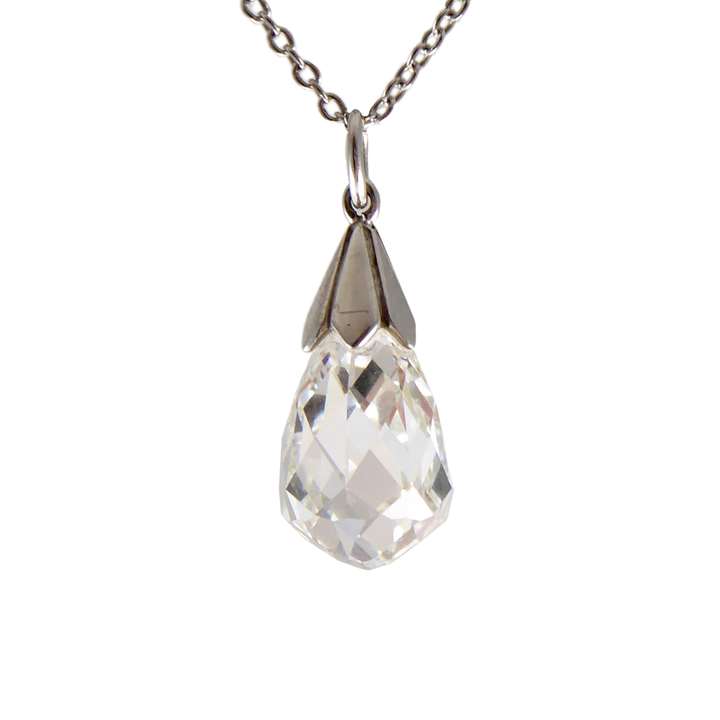 Briolette diamond pendant chain necklace, hung with a 3.93ct G VS2 briolette cut diamond, of uniform drop shape and facetting,